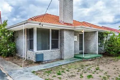 16 Treeby Street, Coolbellup WA 6163