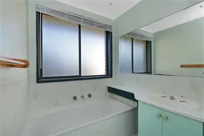 Sixth view of Homely house listing, 3 Ascot Court, Thomastown VIC 3074