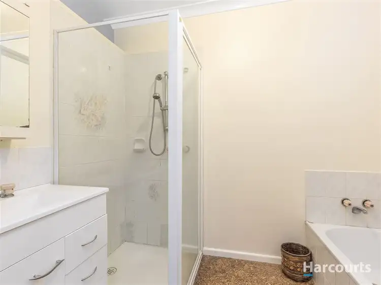 Fifth view of Homely house listing, 2 Dava Court, Ferntree Gully VIC 3156