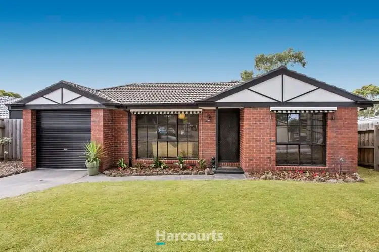 5 Howitt Court, Berwick VIC 3806