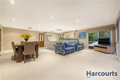 Fourth view of Homely house listing, 6 Abbey Walk, Vermont VIC 3133