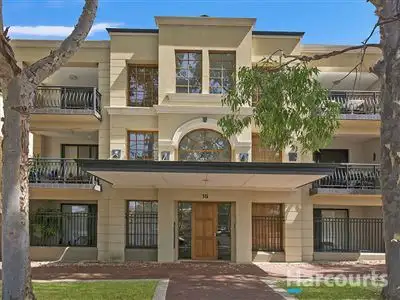 b/15 Shenton Avenue, Joondalup WA 6027