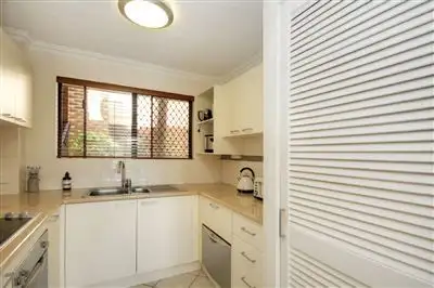 Sixth view of Homely unit listing, 2/41 Karbunya Street, Mermaid Waters QLD 4218