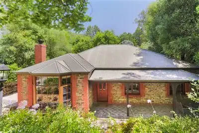 120 Cave Avenue, Bridgewater SA 5155