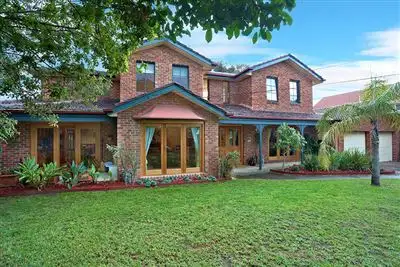 Second view of Homely house listing, 12 Brentleigh Court, Vermont South VIC 3133
