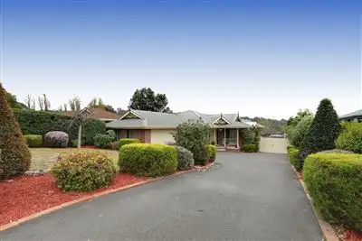 96 Lakeview Drive, Lilydale VIC 3140