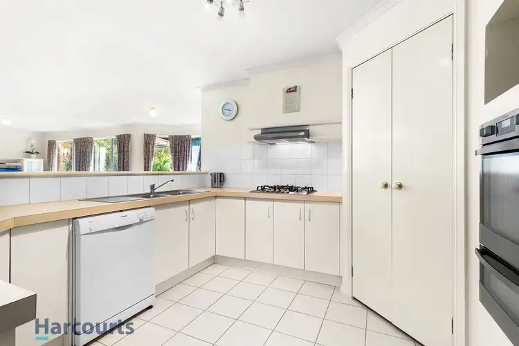 Sixth view of Homely house listing, 2 Finton Court, Pakenham VIC 3810