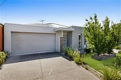 1/31 Jabone Terrace, Bell Park VIC 3215