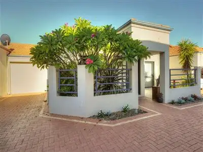 3/9 Hackett Street, Mandurah WA 6210