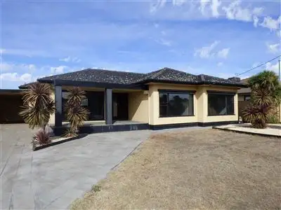 19 Laurel Street, Horsham VIC 3400