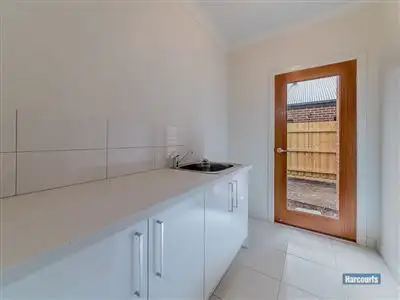 Sixth view of Homely house listing, 1/33 Manikato Drive, Drouin VIC 3818