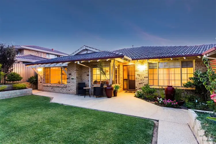 14 Hatherley Parade, Winthrop WA 6150