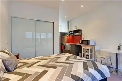 Sixth view of Homely studio listing, 1/16 King Street, Sandy Bay TAS 7005