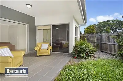 1/75 South Pine Road