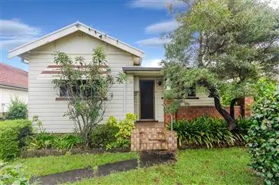 11 Princess Street, Corrimal NSW 2518