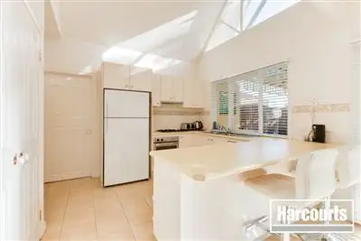 Fifth view of Homely house listing, 38 Lindsay Crescent, Lynbrook VIC 3975