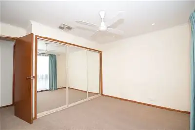 Sixth view of Homely house listing, 14 Semillon Grove, Mount Clear VIC