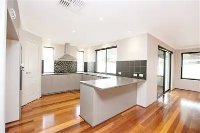 6 Barcoo Bend, Hammond Park WA 6164