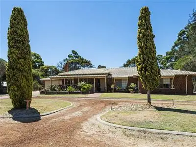 7 Hawkvalley Crescent, Maida Vale WA 6057