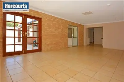 Fourth view of Homely house listing, 4 Nemesia Court, Heathridge WA 6027