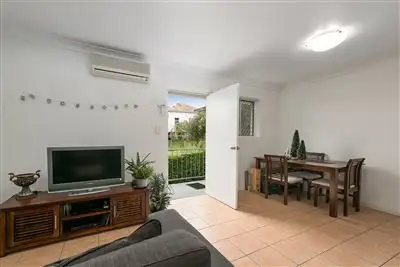 Fifth view of Homely unit listing, 4/43 Stopford Street, Wooloowin QLD 4030