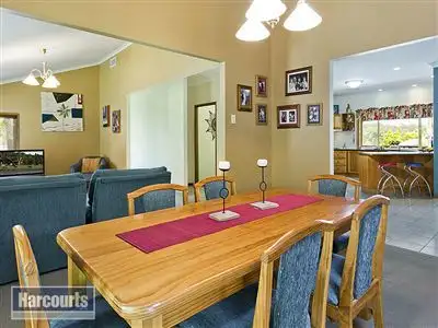 Fourth view of Homely house listing, 8 Fife Court, Ferny Grove QLD 4055