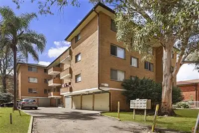 Main view of Homely unit listing, 4/54 Castlereagh Street, Liverpool NSW 2170