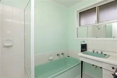 Seventh view of Homely house listing, 22 Ella Court, Lalor VIC 3075