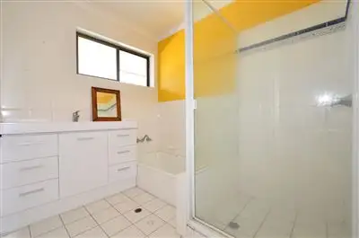 Sixth view of Homely unit listing, 4/45 Real Street, Annerley QLD 4103