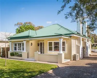 28 Brock Street, Euroa VIC 3666