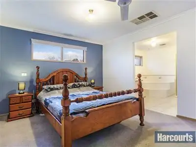 Sixth view of Homely house listing, 32 Pioneer Close, Vermont South VIC 3133