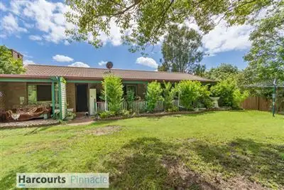 2 Dijon Ct, Petrie QLD 4502