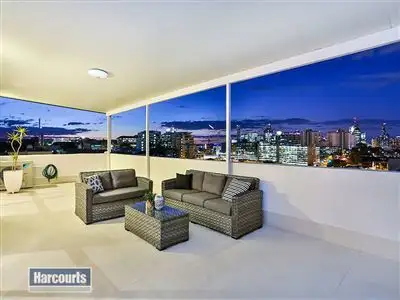 Main view of Homely house listing, 5/70 Hawthorne Street, Woolloongabba QLD 4102