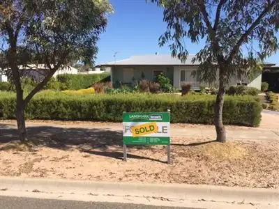 15 Park Ave, Streaky Bay SA 5680