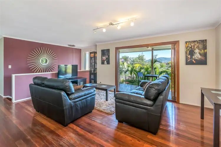8 Grandis Court, Everton Hills QLD 4053