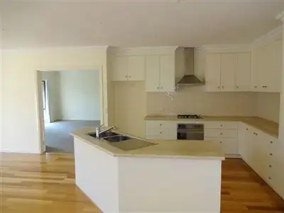 Second view of Homely house listing, 4 Kingfisher Drive, Wangaratta VIC 3677