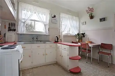 Fifth view of Homely house listing, 8 Boyd Avenue, Oakleigh East VIC 3166