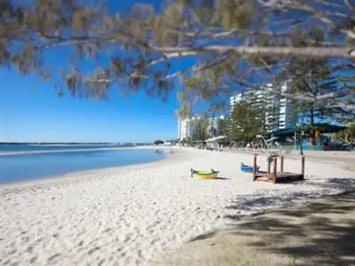 4/224 Marine Parade, Labrador QLD 4215