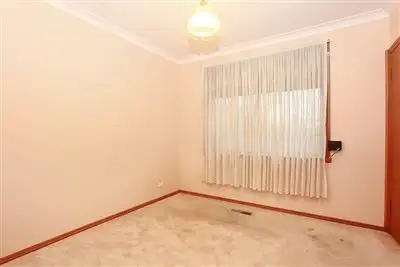 Sixth view of Homely house listing, 4 Avenel Court, Thomastown VIC