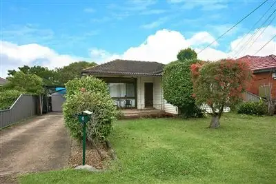 6 Edna Avenue, Toongabbie NSW 2146
