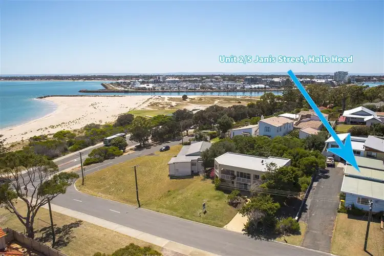 2/5 Janis Street, Halls Head WA 6210