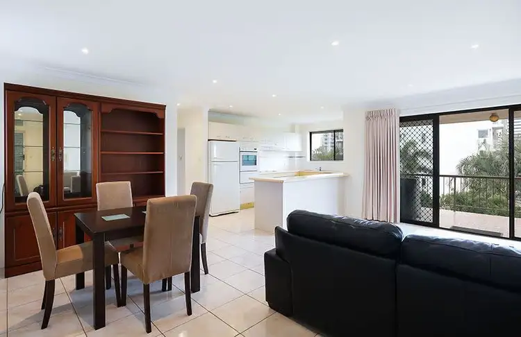 8/15 Mermaid Avenue, Mermaid Beach QLD 4218