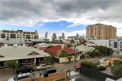 8 Percival Street, Glenelg SA 5045