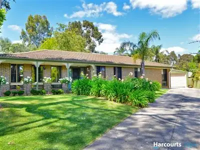 43 Horseshoe Drive, Aberfoyle Park SA 5159