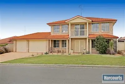 76 Crommelin Crescent, St Helens Park NSW 2560