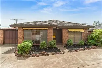 2/4-10 Napier Street, Mornington VIC 3931