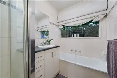 Fifth view of Homely house listing, 8 Silvan Court, Rowville VIC 3178