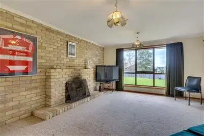 Second view of Homely house listing, 33 Nolan Crescent, Kingston TAS 7050
