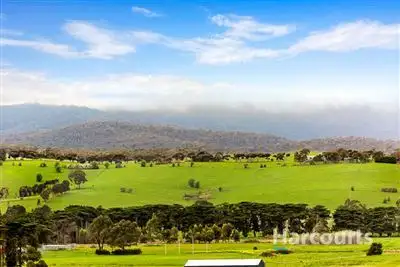 10 Pelican Walk, Whittlesea VIC 3757