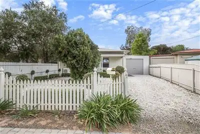 24 Knighton Road, Elizabeth North SA 5113